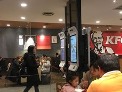 大堂-肯德基(北京南站店)