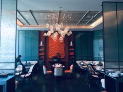 -深圳国际会展中心希尔顿酒店(前海华发冰雪世界店)