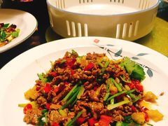 -湘味·鱼头王(上夼美食街店)