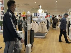 -优衣库(太原龙湖万达广场店)