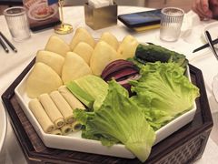 -品海楼·大连海胆锅贴馆(东港店)