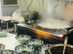 -老新隆牛肉锅贴(新街口店)