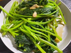 -盒马鲜生(红莲店)