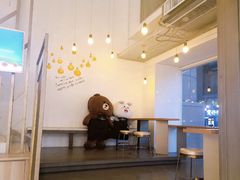-顶东面包花园·生日蛋糕(世博店)