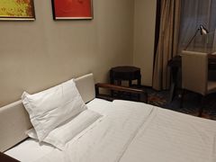 -郑州粤海酒店(郑州二七广场店)