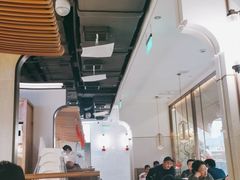 大堂-左庭右院鲜牛肉火锅(浦江欢乐颂店)