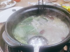 -濠轩阁特色生蚝火锅(水湾路店)