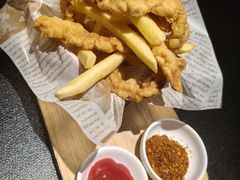 -辣尚瘾·烤鱼·新川菜(牡丹园直营店)