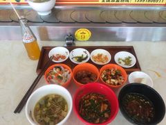 -乡党臊子面(丰庆公园店)