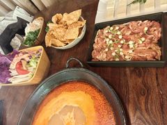 -花菇朵·云山雀 ll 野生菌火锅·精品云南菜(万柳店)