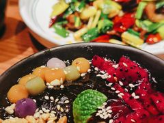 -云海肴·汽锅鸡·云南菜(天山百盛优客店)