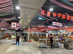 大堂-三千坪超级火锅市场·土灶牛肉火锅