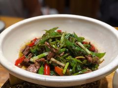 小炒黄牛肉-老滇山寨•云南特色菜•地方菜•民族风情歌舞表演(金碧店)