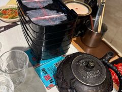 -老牌坊云南鱼豆花火锅(哈西万达店)