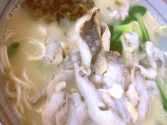 招牌黄鱼面-明呈黄鱼面馆(斜土路店)