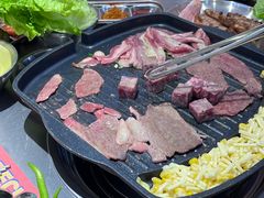 -阿亲家·韩式无限烤肉(不夜城店)