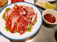 古法酱熏肘子-京尊烤鸭店JINGZUN(春秀路店)