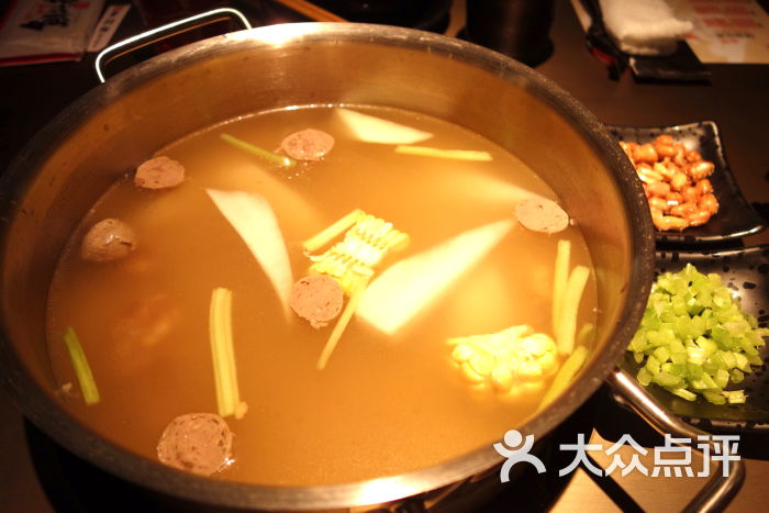 左庭右院鲜牛肉火锅(南方商城店)清汤锅图片 - 第6987张