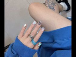 -LILY NAILS美甲美睫