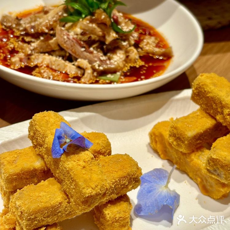 在青岛，真是找不到对手 【花椒牛舌拼百叶】