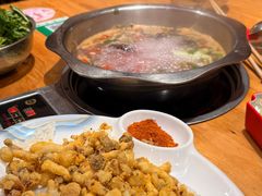 -苗阿哥酸汤牛肉火锅(体育场店)