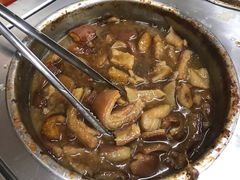 猪皮-刘里长鸡肉饭