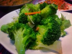 -香巴拉云南餐厅(华莱坞店)