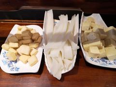 -亿诣蝎府炸酱面羊蝎子火锅(酷车小镇店)