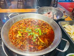-小饕荟雅安贡椒鱼鲜馆(广福桥店)
