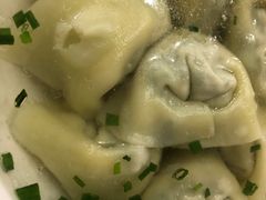 特色荠菜肉馄饨-潘国仙耳光馄饨(黄家阙路店)