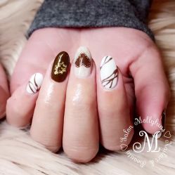 -睫乐园•睫公馆•美睫美甲沙龙