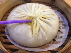 蟹粉汤包-朱洪元苏式面馆(绿宝广场店)