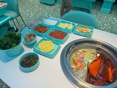 -季季红火锅(柳州城中万达二店)