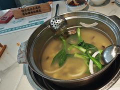 -三个椰子·现砍椰子鸡(金源CBD店)