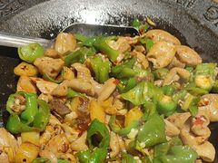 -聚鑫朋酸菜肥肠(文艺路口店)