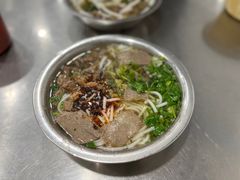 -花溪牛肉粉(八鸽岩店)