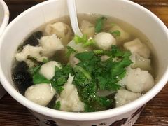 -手劲鱼丸馄饨铺(哈一百店)