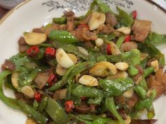 -湖南人家湘菜馆(镇江路店)