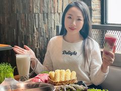 -湊湊火锅·茶憩(南京东路悦荟店)