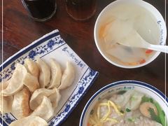 -长人馄饨铺(解放街店)