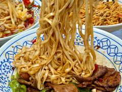 -李与白包子铺(桐梓林店)