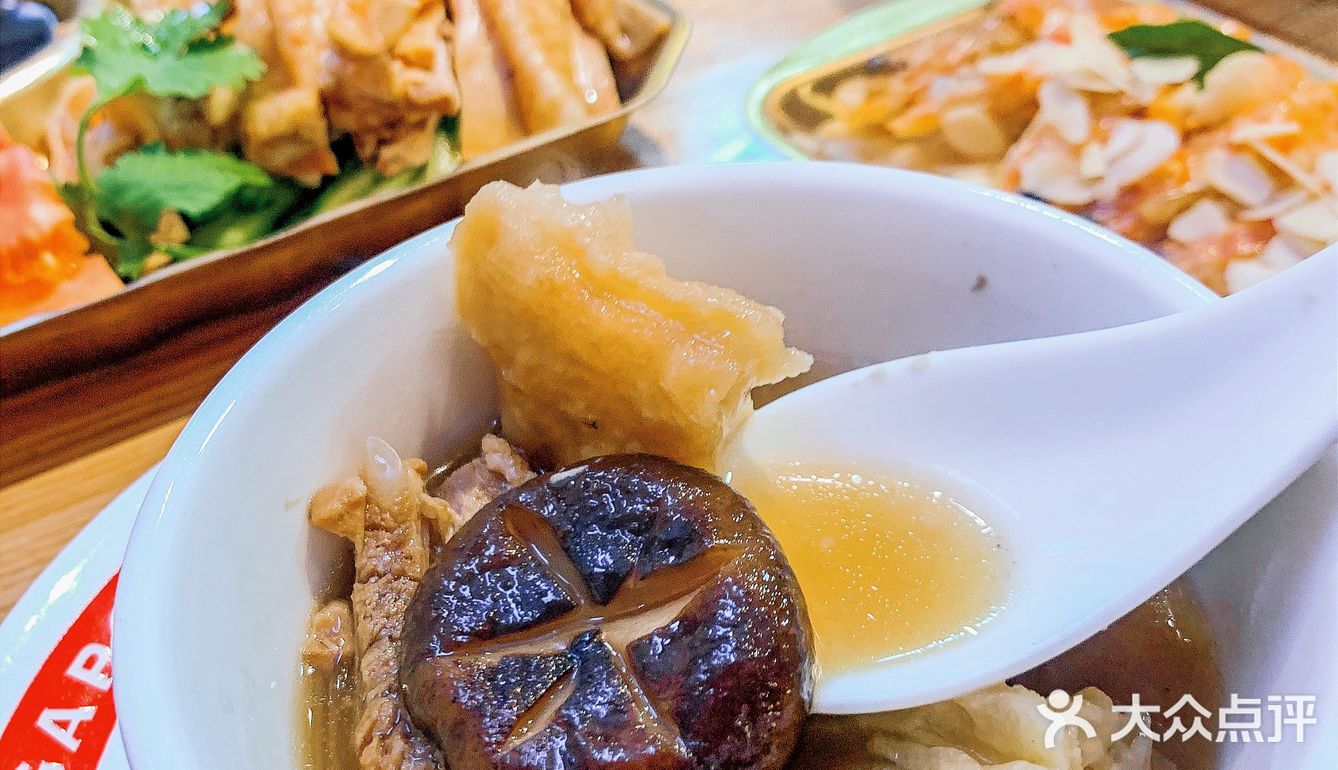 佛山探店|被这家新加坡餐室的肉骨茶圈粉啦