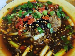 -拈签一笑黄牛肉辣卤串串
