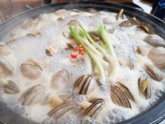 一锅鲜-烧货·活海鲜炭烧(湖滨商业街店)