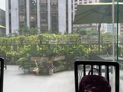 -深圳富苑皇冠假日套房酒店