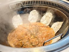 地锅贴饼-地锅公社·现炒地锅鸡·地锅鱼·夜宵(罗锦路店)