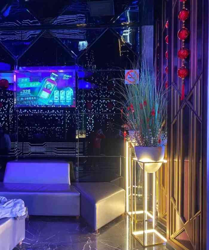 还可以交通方便服务态度蛮好