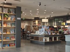 -魔方城市书房(中街益田店)