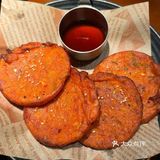 六点坐满人,一半香港人!