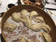酸菜肉蒸饺-和和小厨